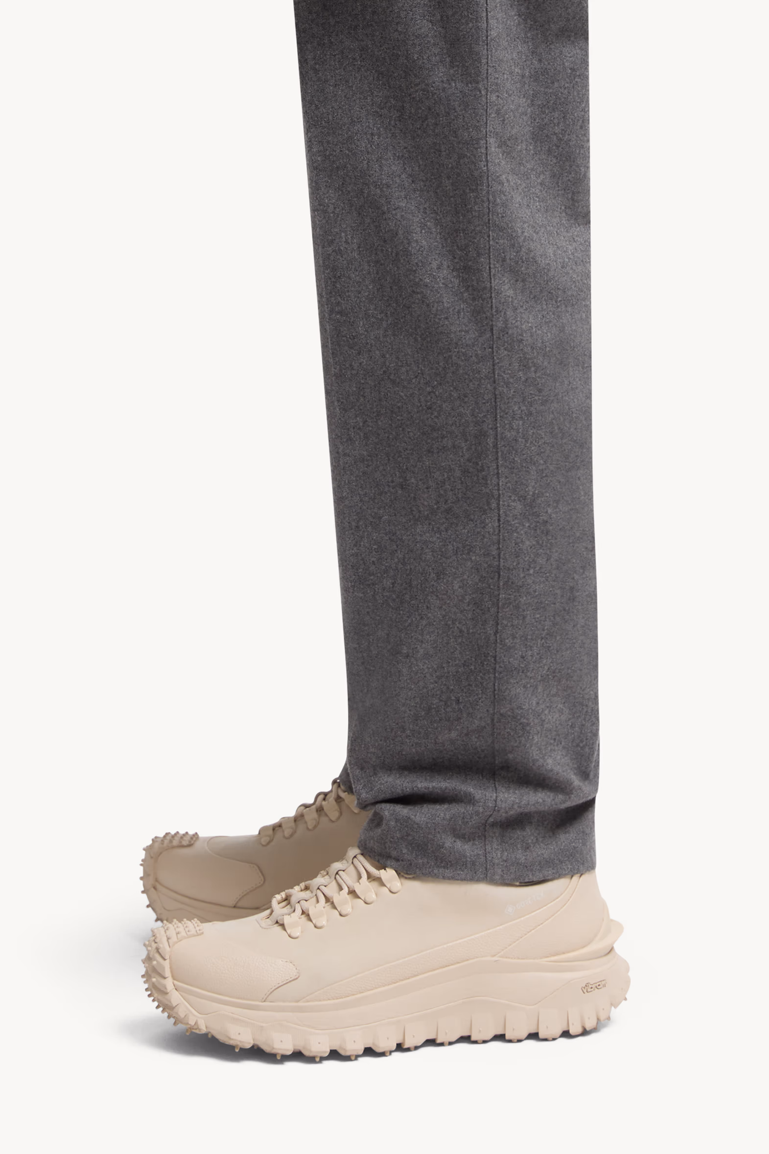 Pantalon de survêtement en cachemire mélangé Hommes Gris foncé Moncler 6